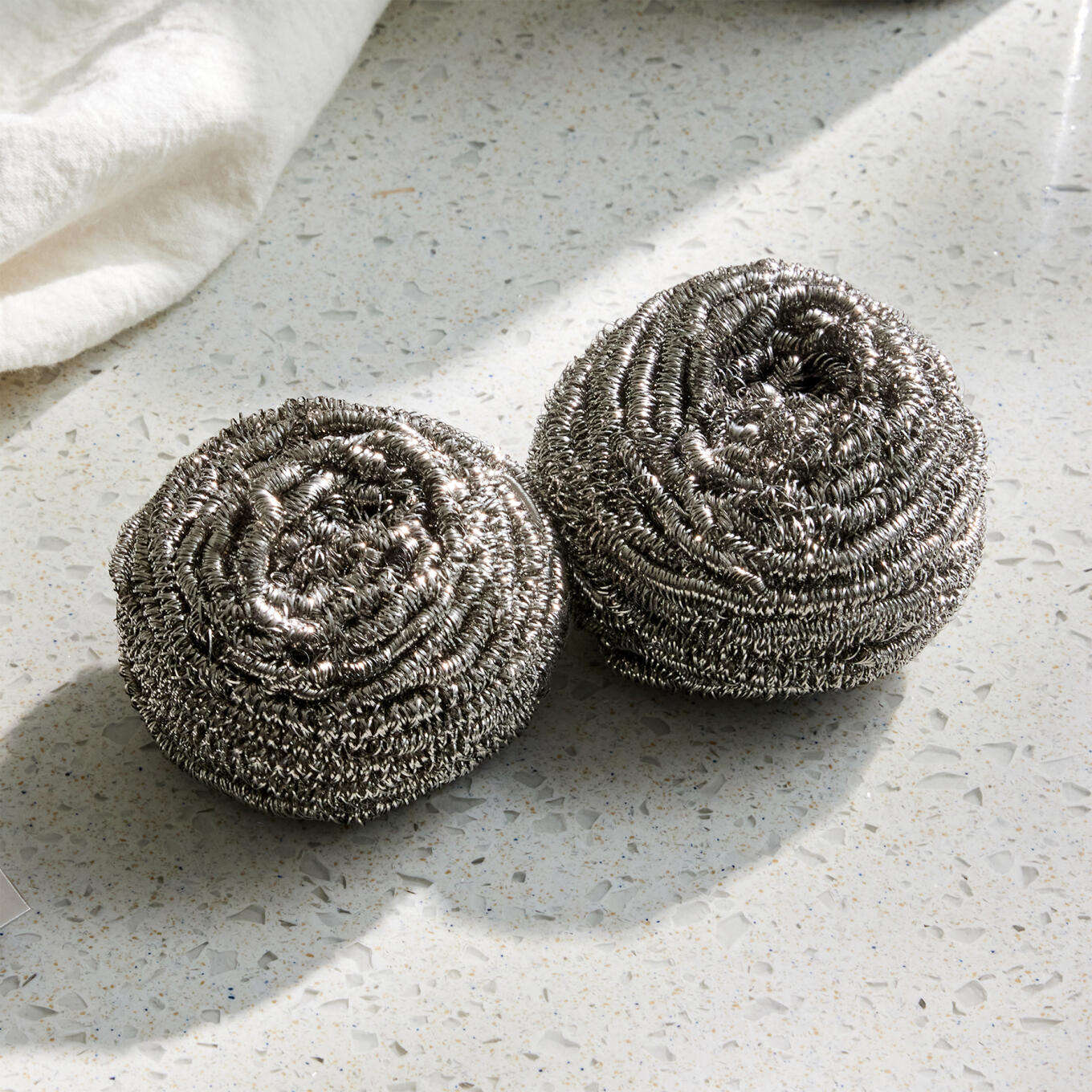 Атоми Губка из Нержавеющей Стали