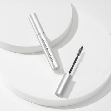 Атоми Тушь Сила Объема